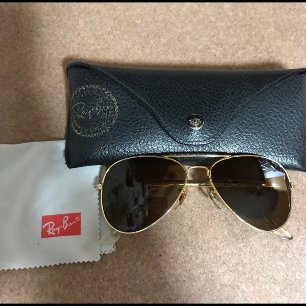 Ray Ban 52mm aviators